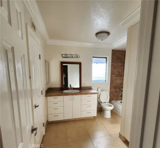 16592 16596 Alliance, Tustin, California 92780