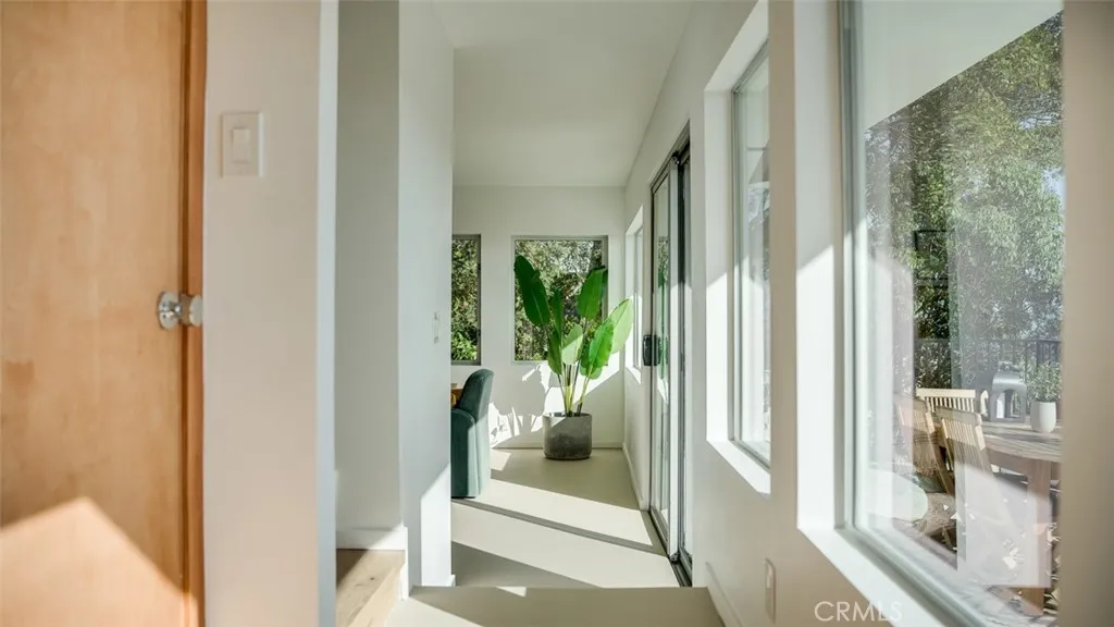 854 W Avenue 37, Los Angeles, California 90065 home-pic-21