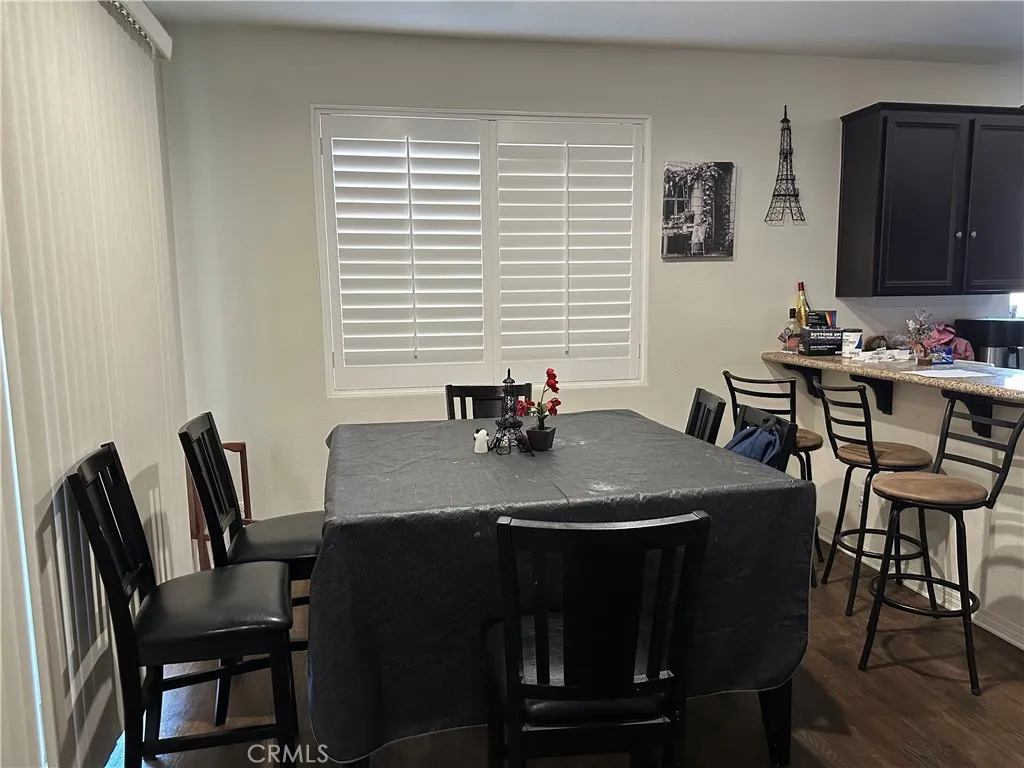 22436 Canal Circle, San Bernardino, California 92313 home-pic-2