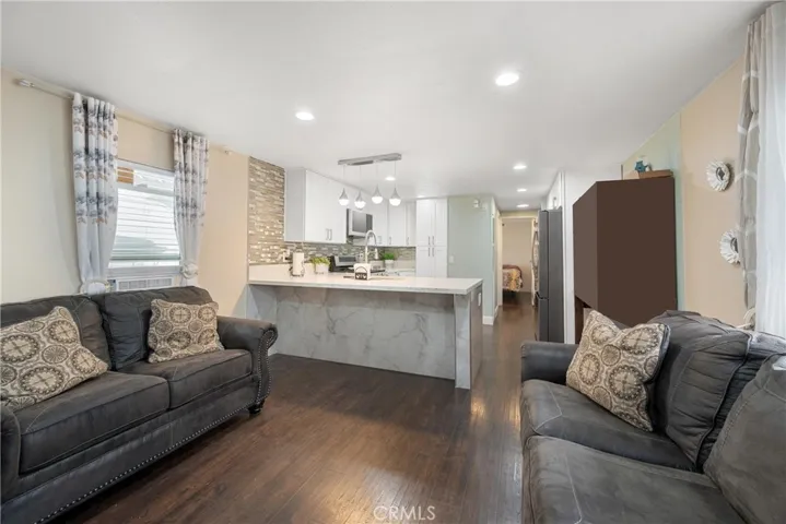 274 Higuera 8, San Luis Obispo, California 93401