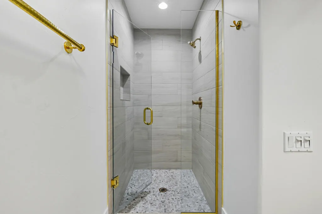 3520 E Bogert Trail E, Palm Springs, California 92264 home-pic-27
