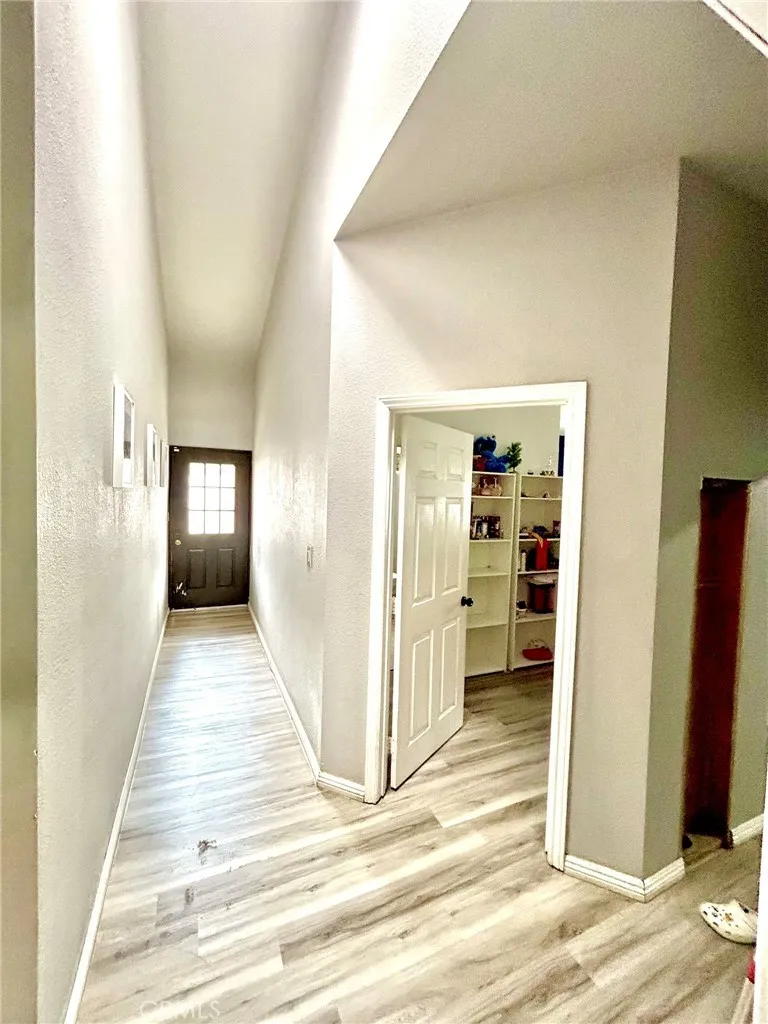 8709 Belmont, Bellflower, California 90706 home-pic-11