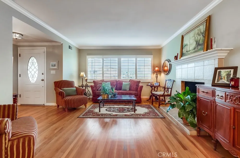 303 N Trotwood Avenue, San Pedro, California 90732 home-pic-9