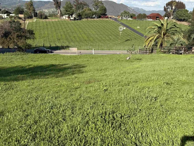 1851 E Mission Road, Fallbrook, California 92028