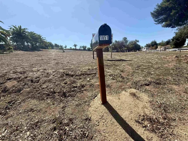 1851 E Mission Road, Fallbrook, California 92028