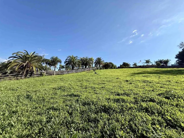 1851 E Mission Road, Fallbrook, California 92028