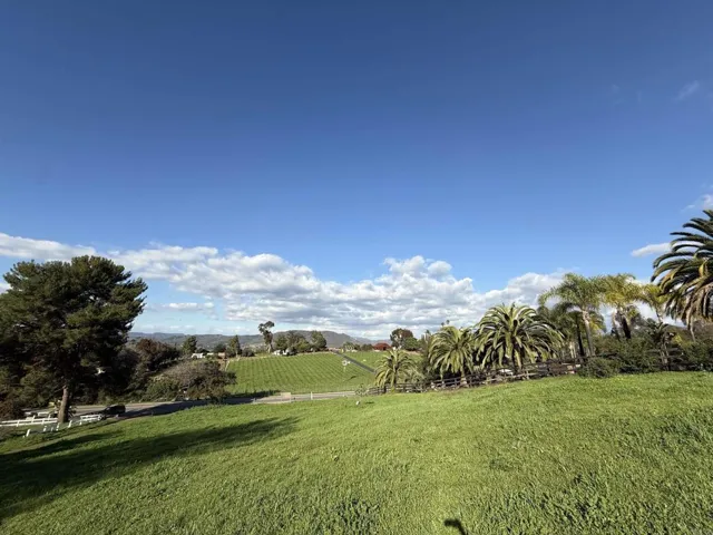 1851 E Mission Road, Fallbrook, California 92028