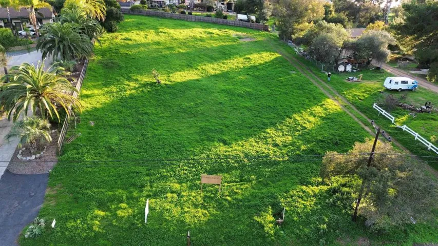1851 E Mission Road, Fallbrook, California 92028