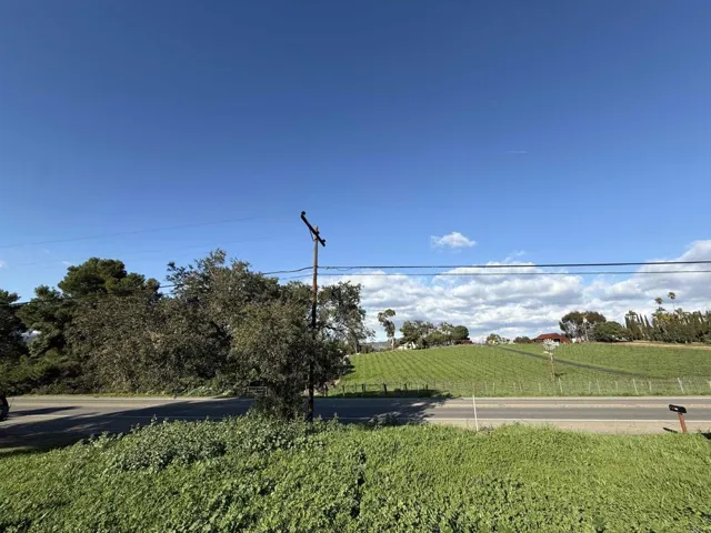 1851 E Mission Road, Fallbrook, California 92028