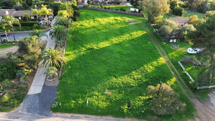 1851 E Mission Road, Fallbrook, California 92028