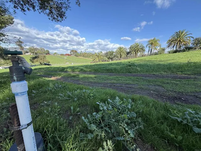 1851 E Mission Road, Fallbrook, California 92028