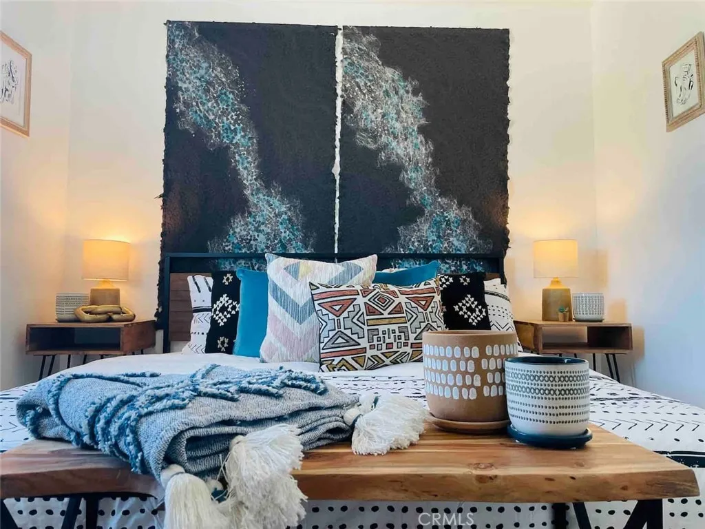 2884 Fortuna, Landers, California 92285 home-pic-11