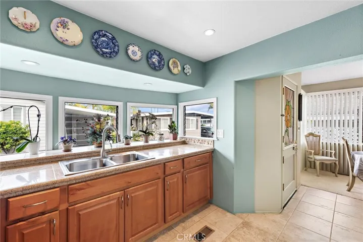 114 Yorktown, Newport Beach, California 92660