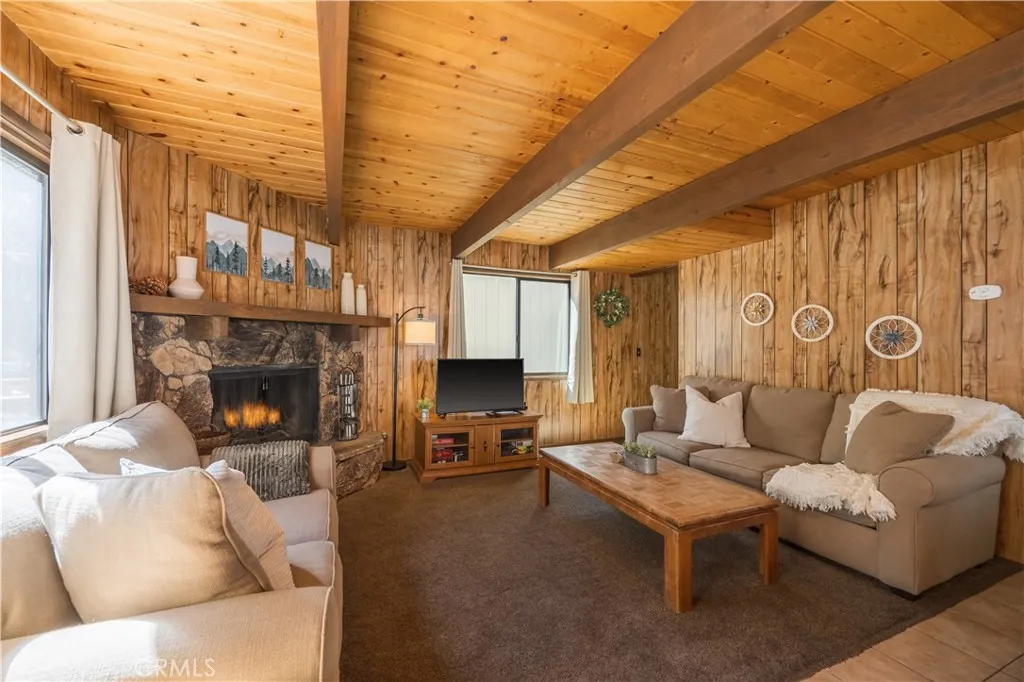 42628 La Cerena Avenue, Big Bear Lake, California 92315 home-pic-4
