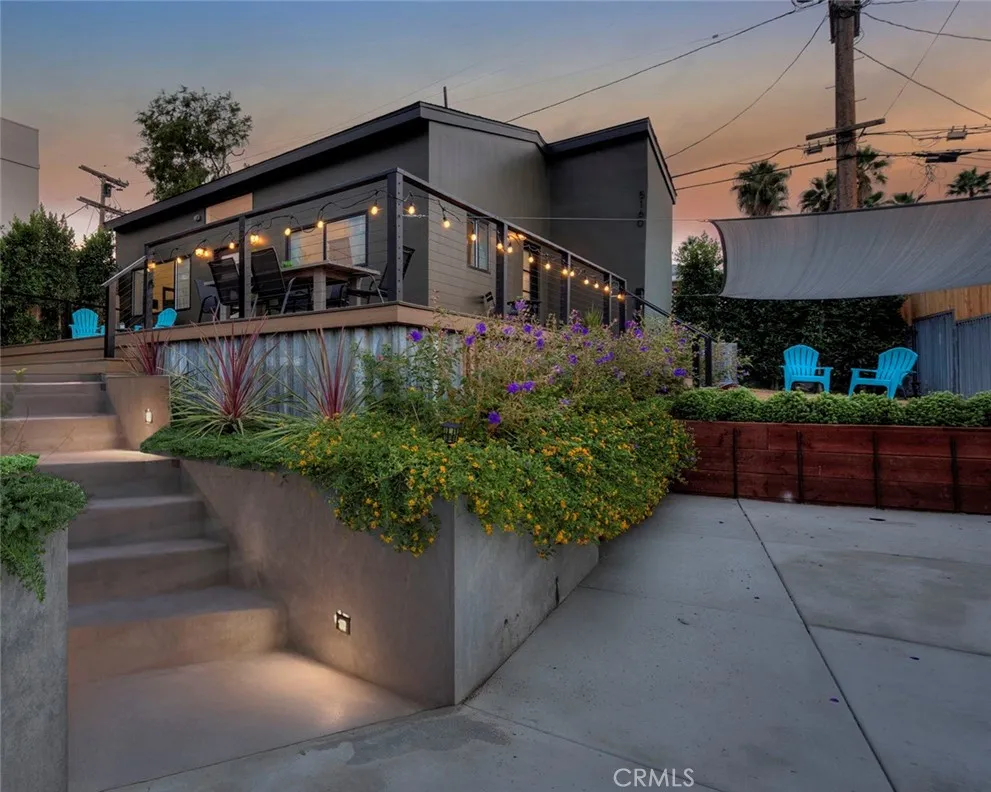 5160 Oakland, Los Angeles, California 90032 home-pic-0