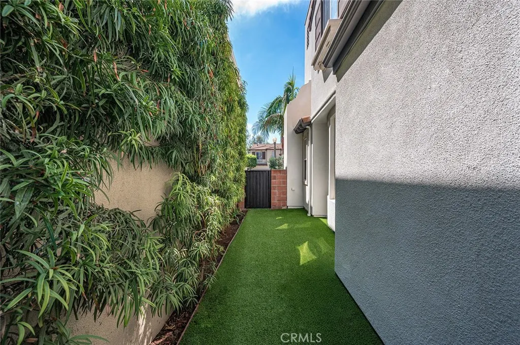 9 Baudin Cir, Ladera Ranch, California 92694 home-pic-42