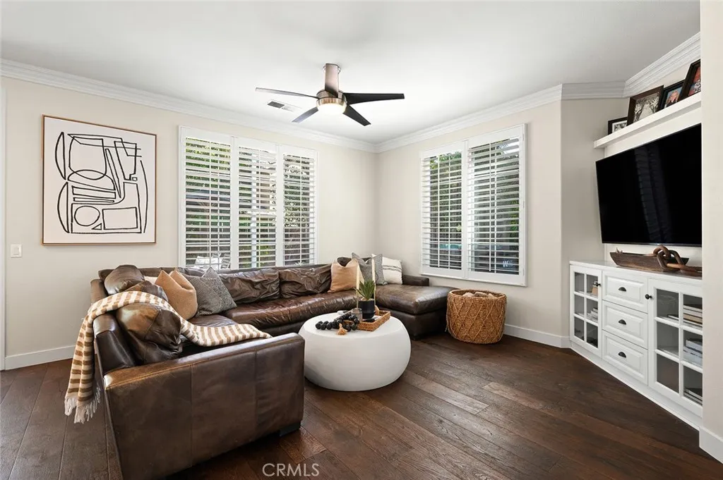 9 Baudin Cir, Ladera Ranch, California 92694 home-pic-10