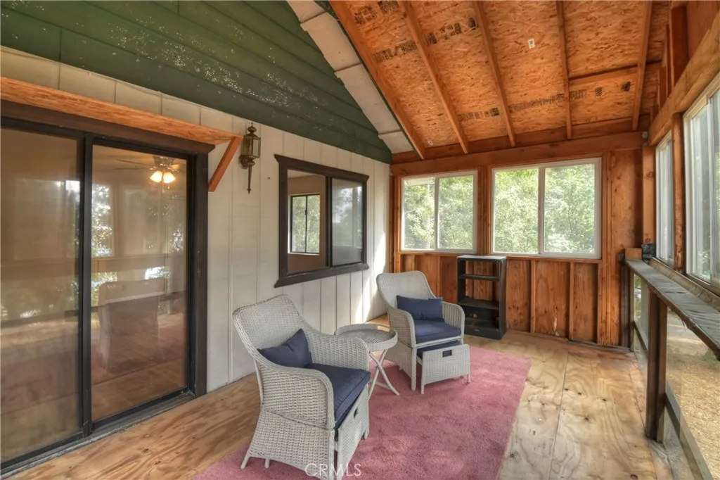 23919 Inspiration, Crestline, California 92325 home-pic-18