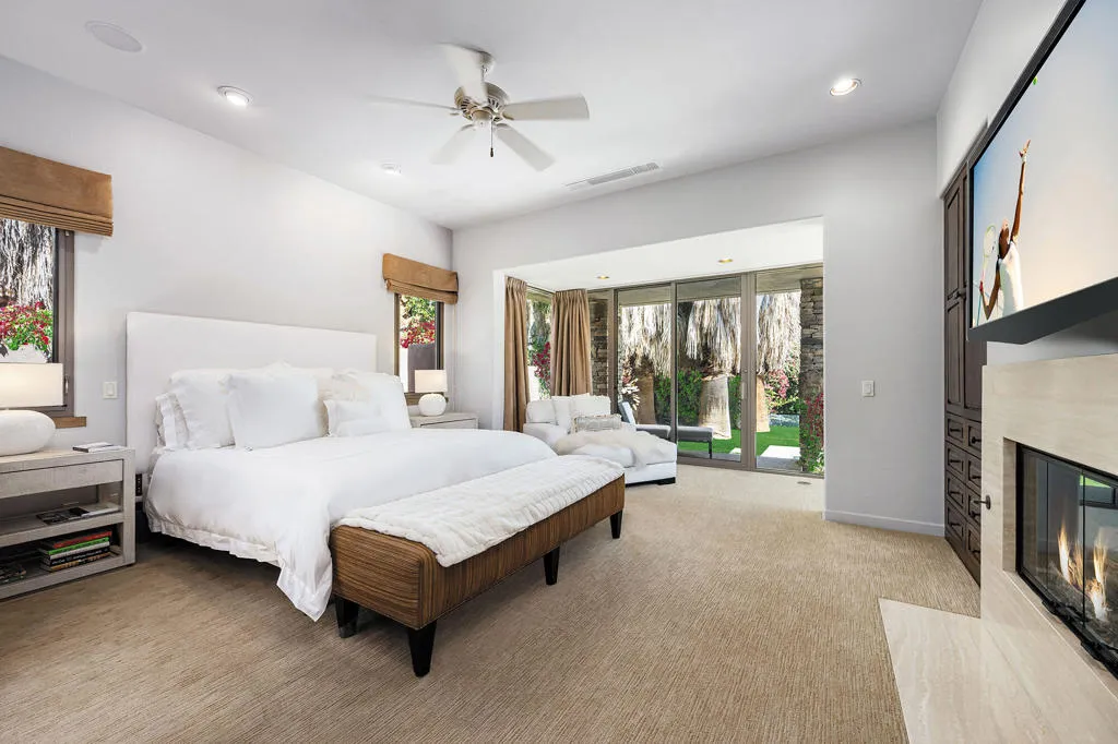810 Shadow Vista, Palm Desert, California 92260 home-pic-15