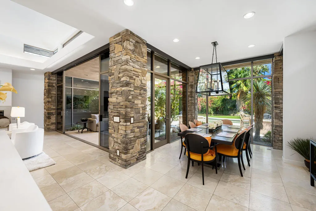 810 Shadow Vista, Palm Desert, California 92260 home-pic-13
