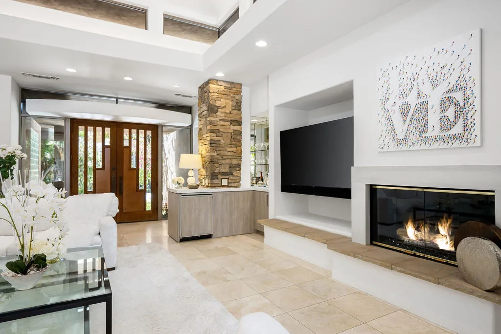 810 Shadow Vista, Palm Desert, California 92260 home-pic-7