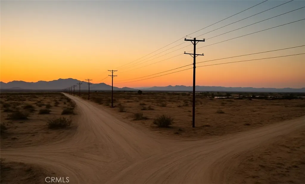 Front point of view of property. The property is less than half a mile on a dirt road.
This photo is enhanced by AI