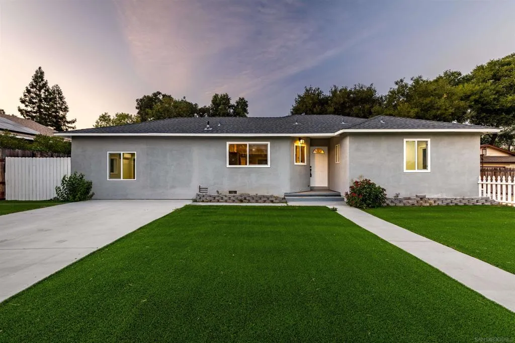 720 Gough Ave, Templeton, California 93465 home-pic-1