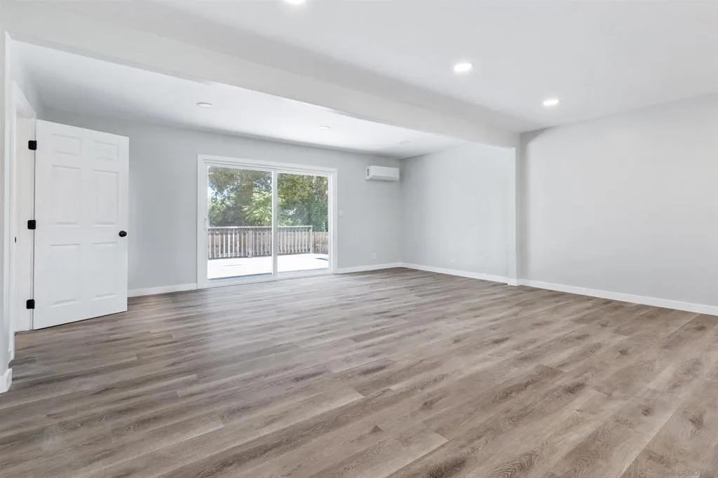 720 Gough Ave, Templeton, California 93465 home-pic-11