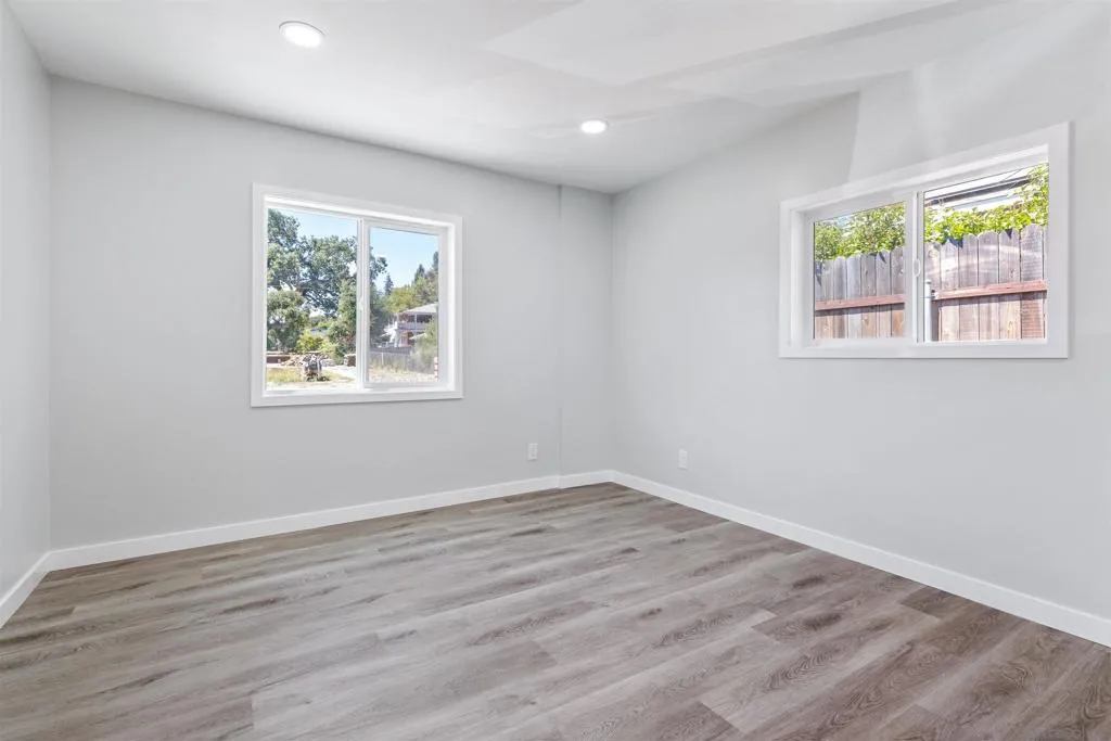 720 Gough Ave, Templeton, California 93465 home-pic-17