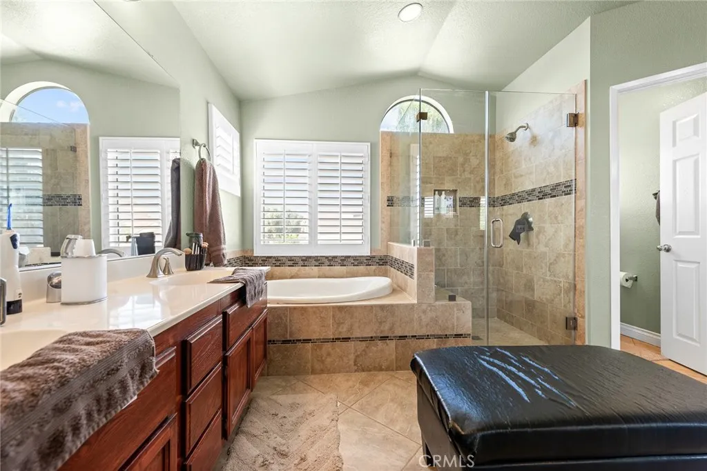 6828 6828 Tiara, Highland, California 92346 home-pic-26