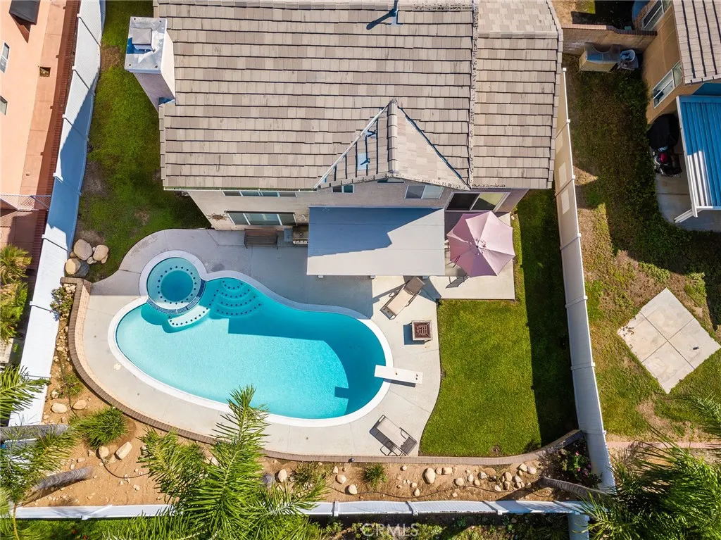 6828 6828 Tiara, Highland, California 92346 home-pic-41