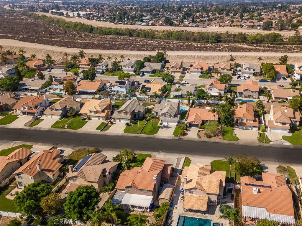 6828 6828 Tiara, Highland, California 92346 home-pic-46