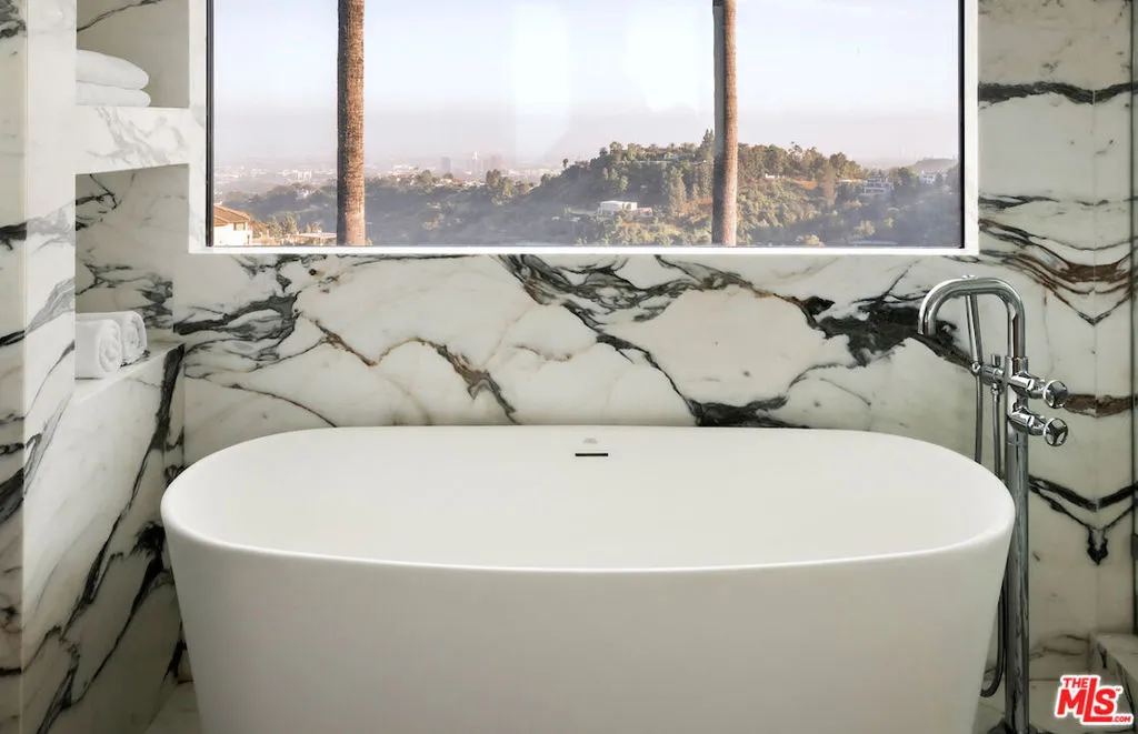 10932 Savona Road, Los Angeles, California 90077 home-pic-43