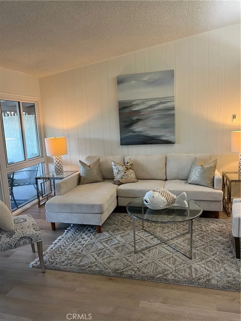 1660 Monterey Rd., Seal Beach, California 90740 home-pic-3