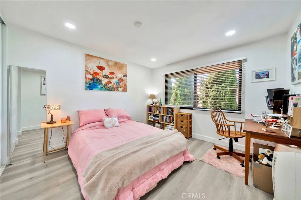 5151 Walnut Ave. 34, Irvine, California 92604 home-pic-16