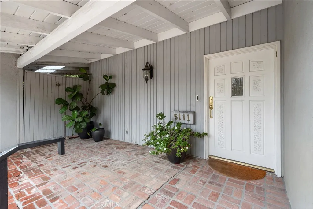 5111 San Feliciano, Woodland Hills, California 91364 home-pic-5