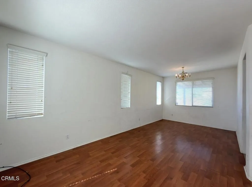 13720 Dove Court, Victorville, California 92394 home-pic-5