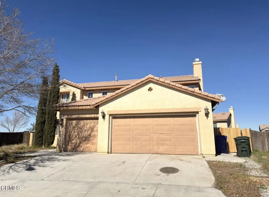 13720 Dove Court, Victorville, California 92394 home-pic-1