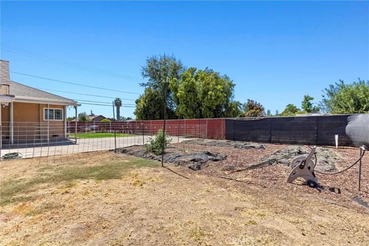 GARDEN AND BACK SECTION OF YARD