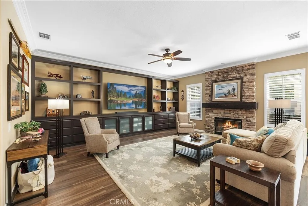 42926 Joshua Tree Court, Murrieta, California 92562 home-pic-7