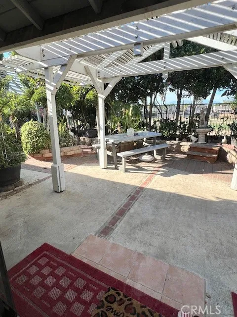 1455 Cresta, Corona, California 92879 home-pic-22