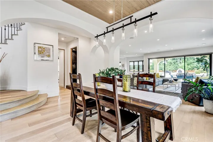 118 Via Buena Ventura, Redondo Beach, California 90277