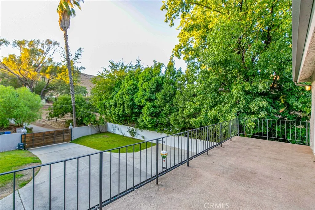 9620 Wheatland Avenue, Sunland, California 91040 home-pic-43