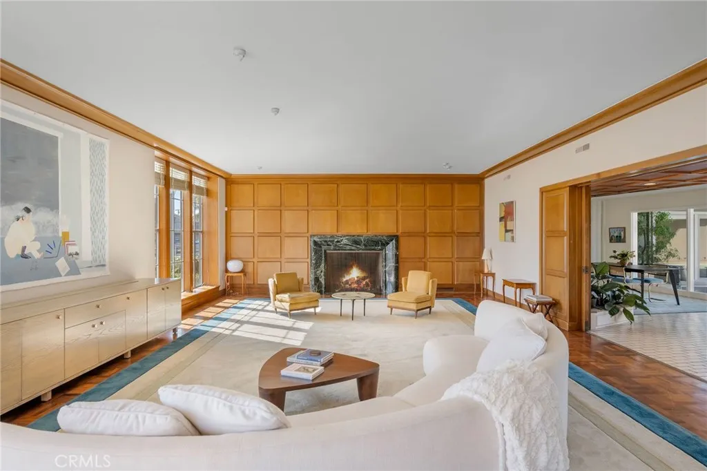 15 The Colonnade, Long Beach, California 90803 home-pic-10