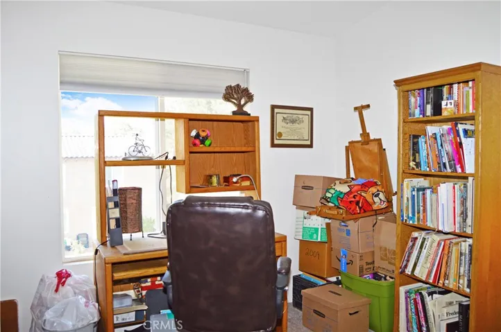 3rd Bedroom (Upstairs)