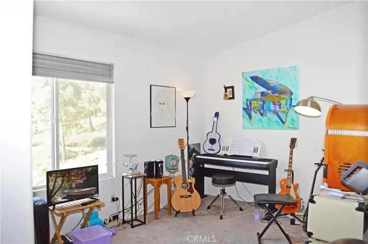 2nd Bedroom with Views (Upstairs)