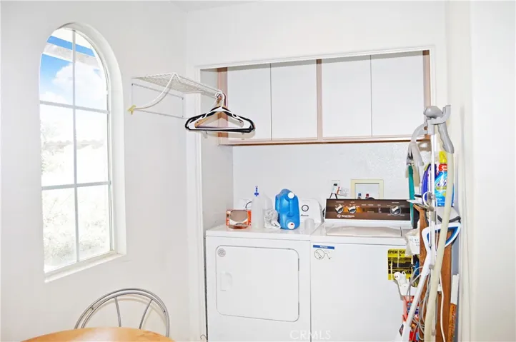 Main Floor Laundry Alcove