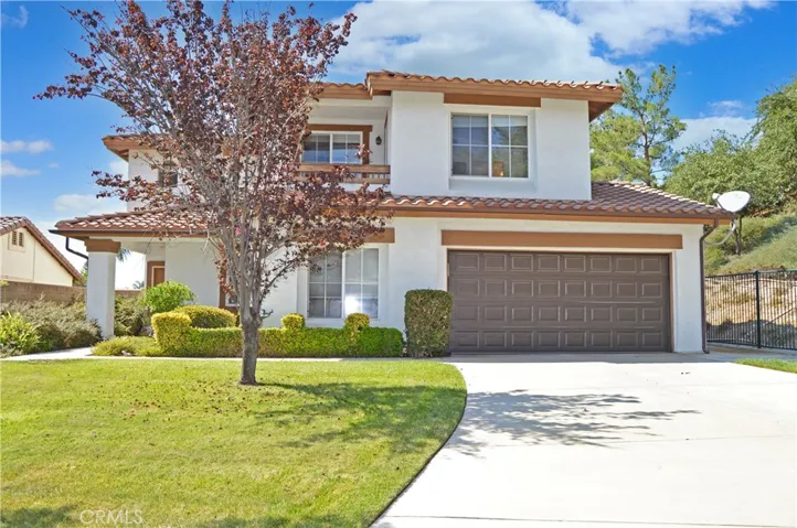 Welcome Home to 11718 Pactfield Place at the end of a cul-de-sac in Yucaipa's Beautiful Chapman Heights Community!