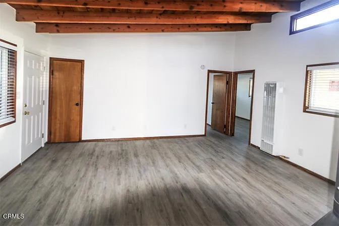 3661 Sunset Lane, Oxnard, California 93035 home-pic-5