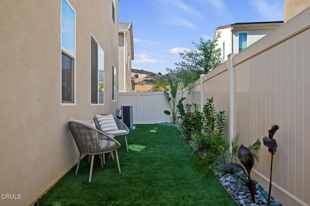 1991 Pomegranate St Street, Santa Paula, California 93060 home-pic-34